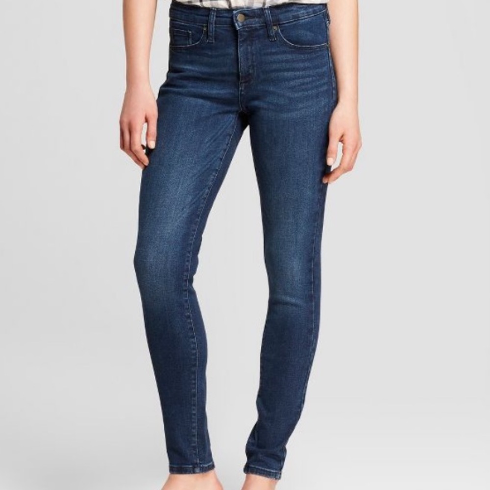 Dark Wash High-Rise Skinny Jeans